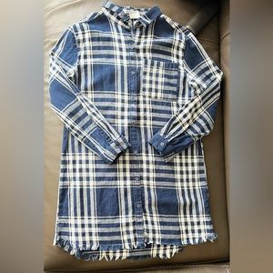 Zara Girls. Size 9/10. Shirt / Dress.
